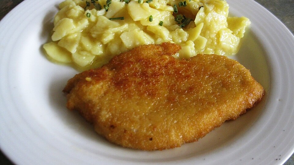 Schweineschnitzel mit hausgemachtem Kartoffelsalat von Anaid55| Chefkoch