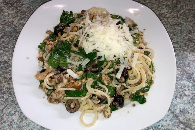 Pasta mit Sardinen und Zitrone von Baertz| Chefkoch Pasta mit Sardinen und Zitrone von Baertz| Chefkoch