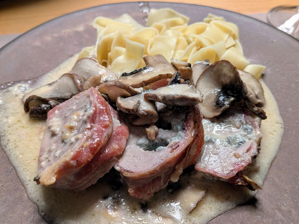 Schweinelende mit Speck und Gorgonzola von Cycros| Chefkoch