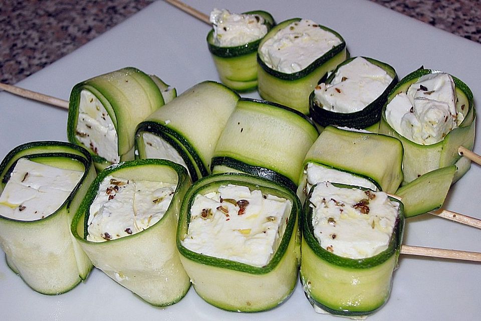 Zucchini-Käse-Spieße