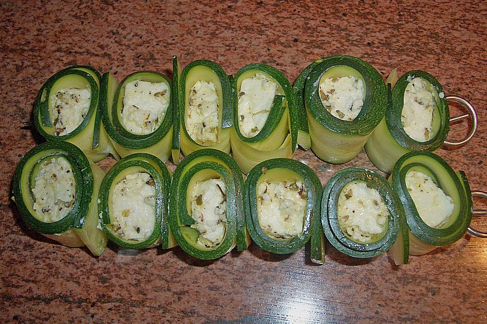 Zucchini-Käse-Spieße