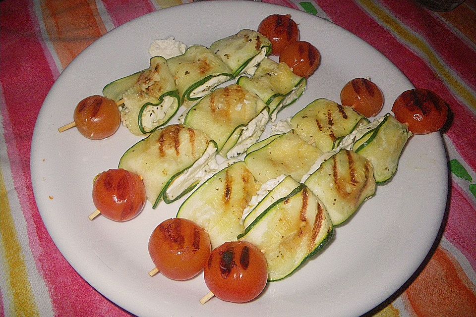 Zucchini-Käse-Spieße