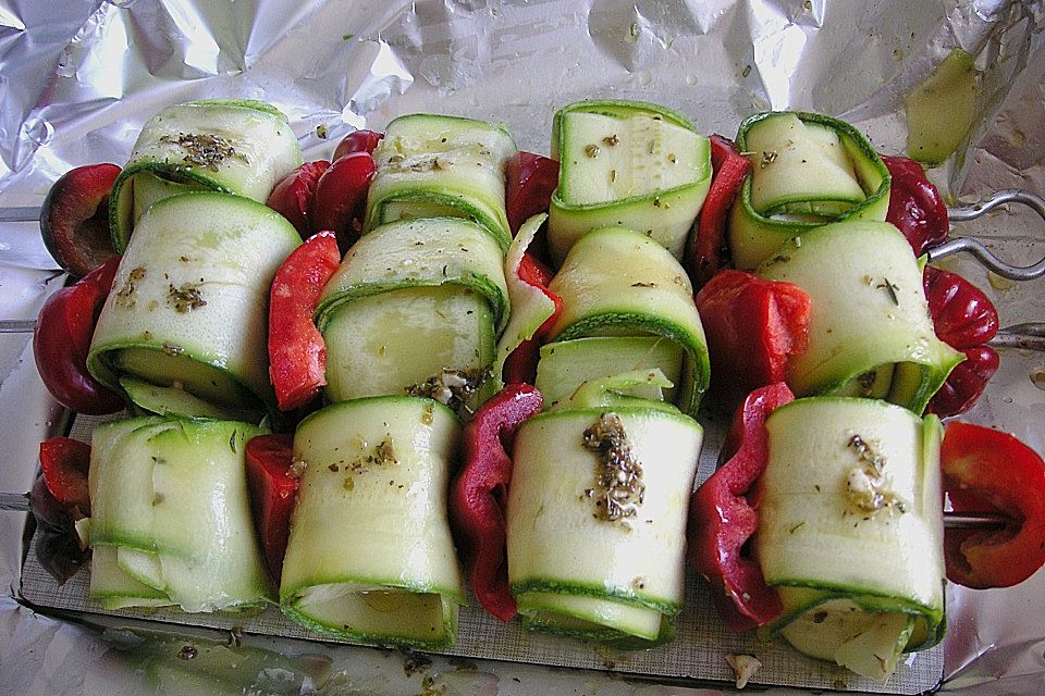 Zucchini-Käse-Spieße