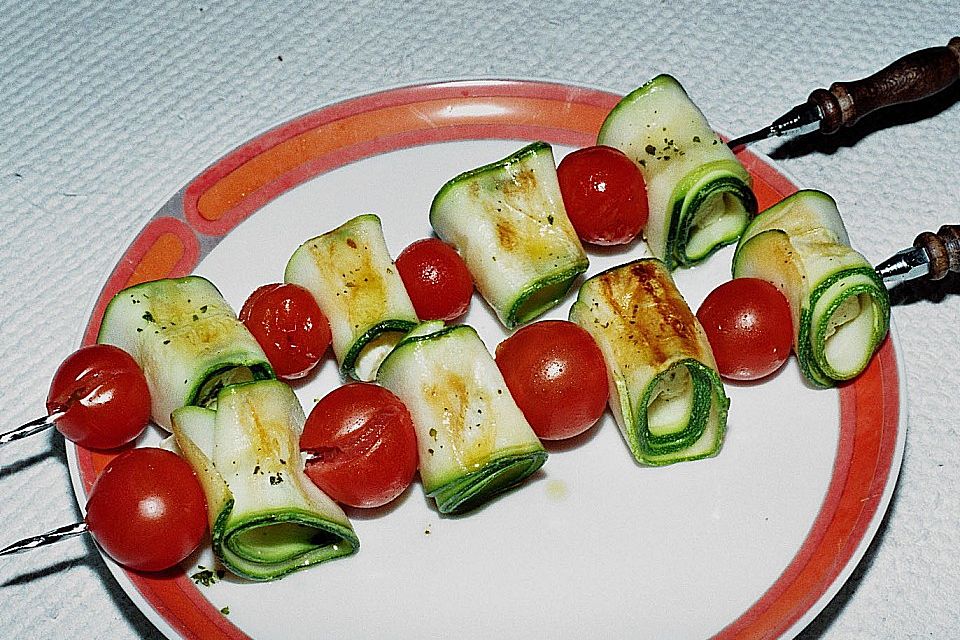 Zucchini-Käse-Spieße