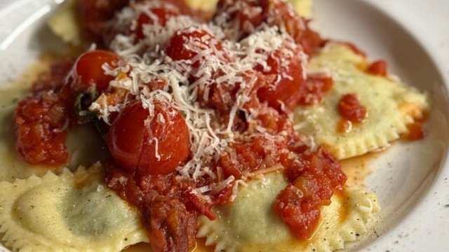 Ravioli mit Ziegenkäse-Spinat-Tomaten-Füllung von ChefkochPiet Ravioli mit Ziegenkäse-Spinat-Tomaten-Füllung von ChefkochPiet
