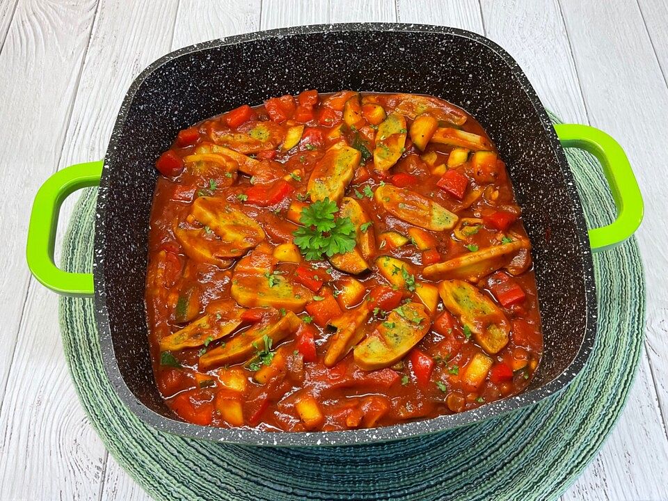 Maultaschen in einer Gemüse-Tomatenpfanne von Mooreule| Chefkoch
