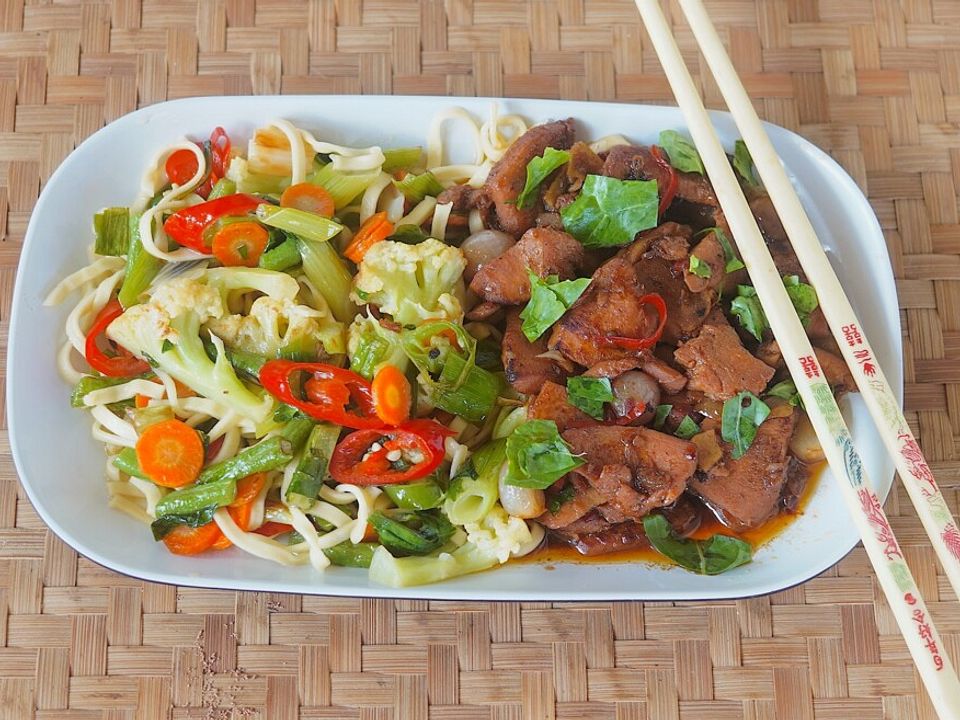 Bunte Linguine mit mariniertem Rindfleisch von dieter_sedlaczek| Chefkoch