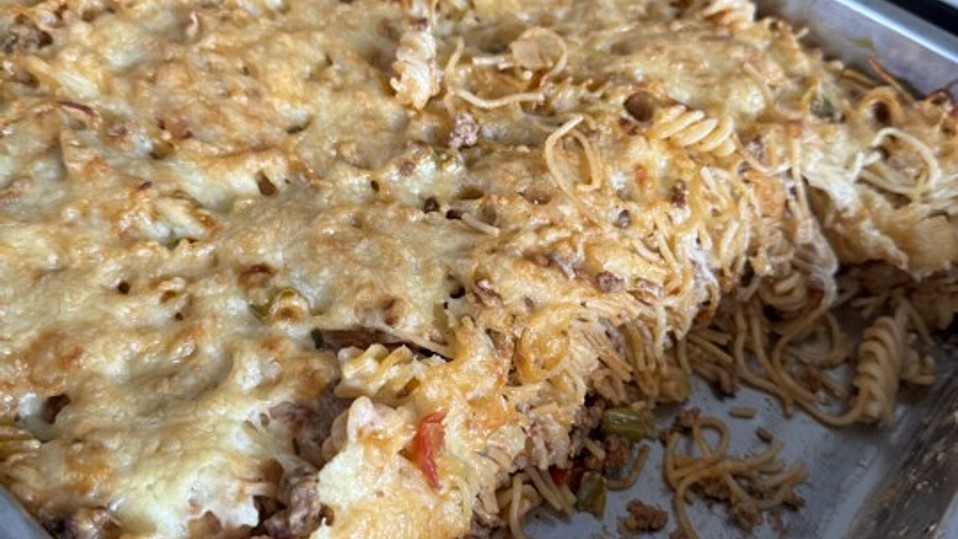 Spaghetti-Fusilli-Fusionsauflauf mit Hackfleisch von Kartoffelbäcker Spaghetti-Fusilli-Fusionsauflauf mit Hackfleisch von Kartoffelbäcker