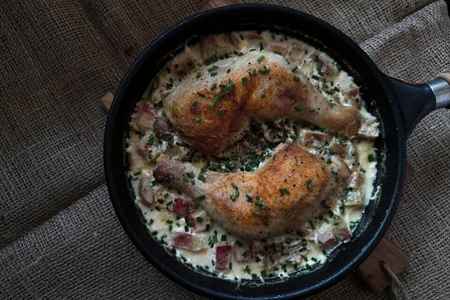 Hähnchen mit Rhabarber und Sahne von ulishna| Chefkoch