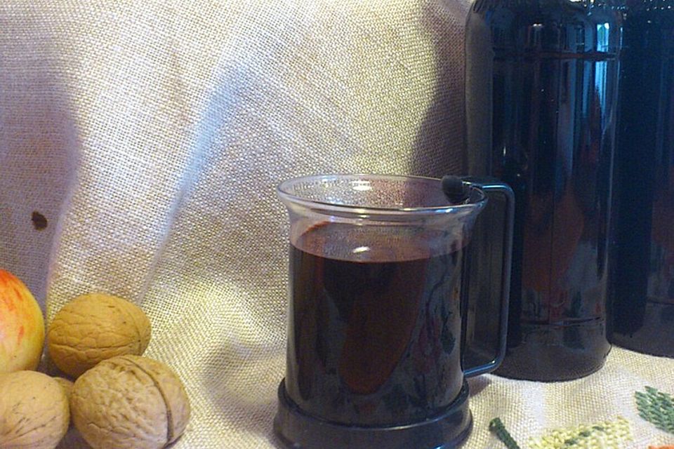 Holundersaft bei Erkältung / Basissaft