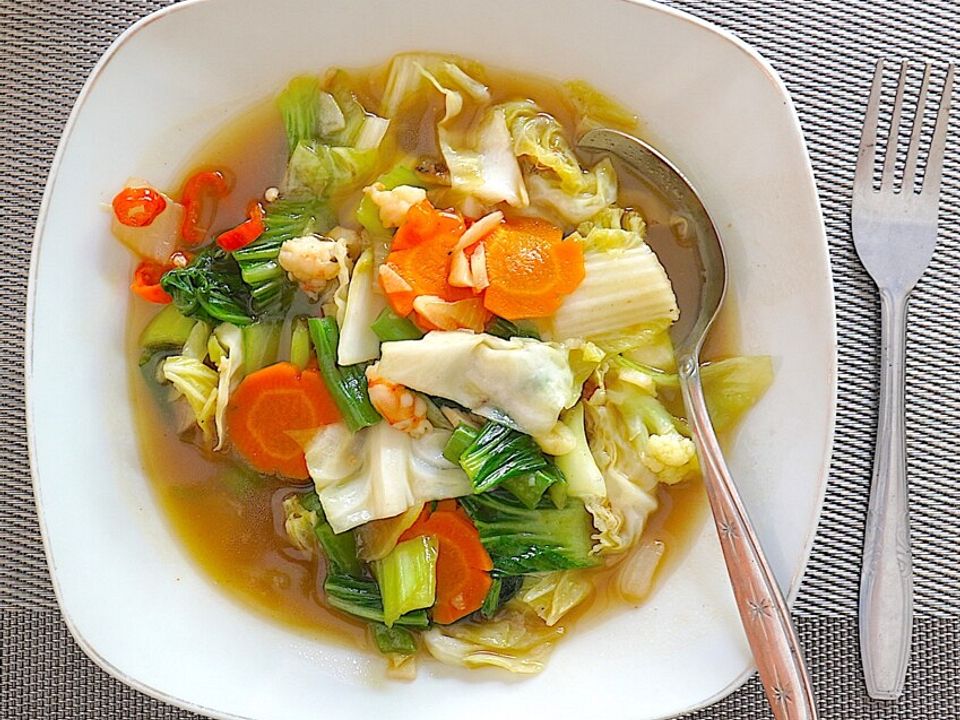 Bunte Gemüsesuppe mit Shrimps von dieter_sedlaczek| Chefkoch Bunte Gemüsesuppe mit Shrimps von dieter_sedlaczek| Chefkoch