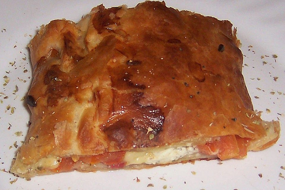 Pikanter Blätterteigstrudel