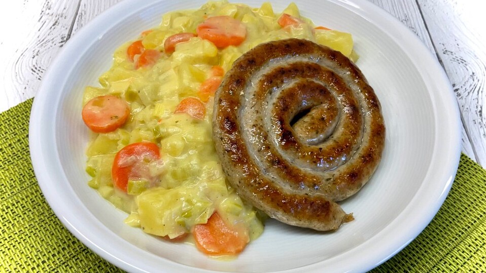 Kartoffel-Möhren-Porree-Topf mit Bratwurstschnecken von Mooreule Kartoffel-Möhren-Porree-Topf mit Bratwurstschnecken von Mooreule