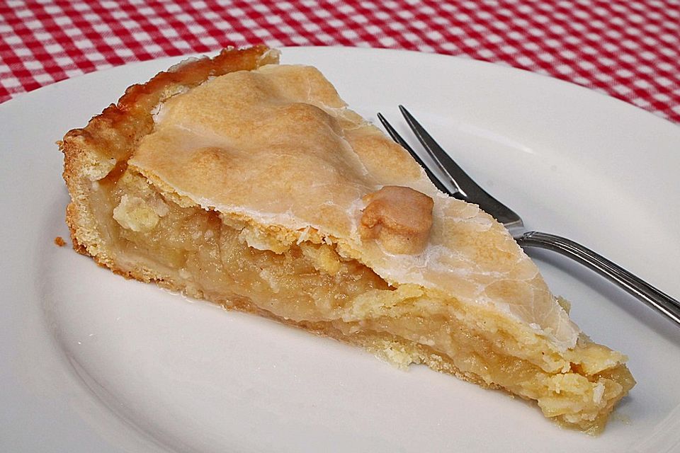 Gedeckter Apfelkuchen