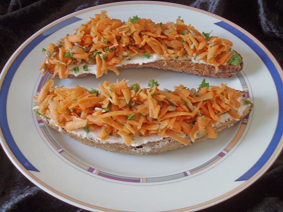 Brötchen mit Quark und Karotten von rundeKugel | Chefkoch