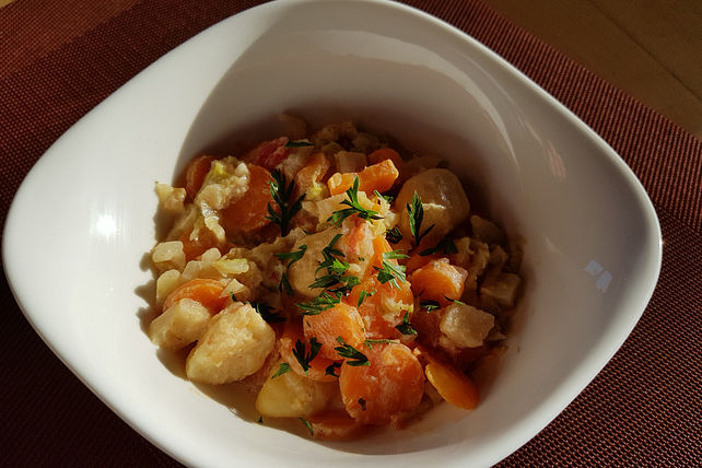 Wirsingeintopf mit Käse - Gnocchi von hobbykoechin| Chefkoch