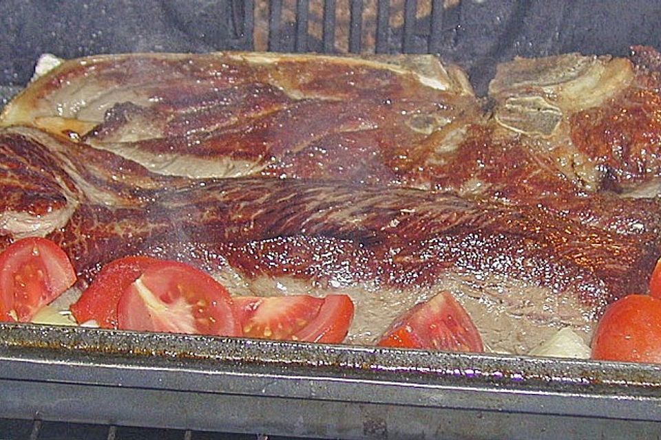 Schmorfleisch mit Zwiebelsauce aus der Rinderbrust