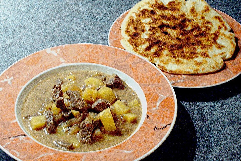 Lammfleisch in Chili - Joghurt - Sauce