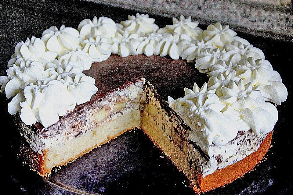 Banana-Split-Torte