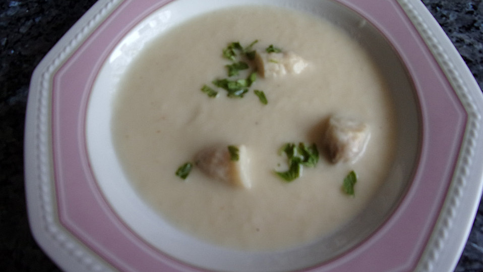 Feine Spargelcremesuppe von inalina Feine Spargelcremesuppe von inalina