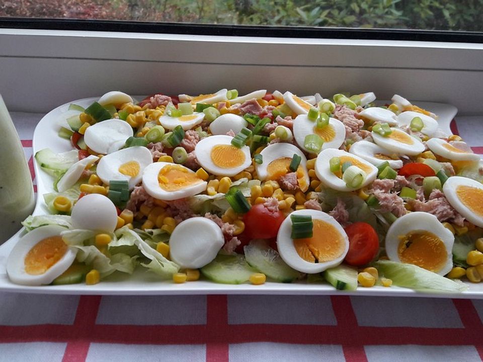Gemischter Salat mit Eiern und Thunfisch | Chefkoch