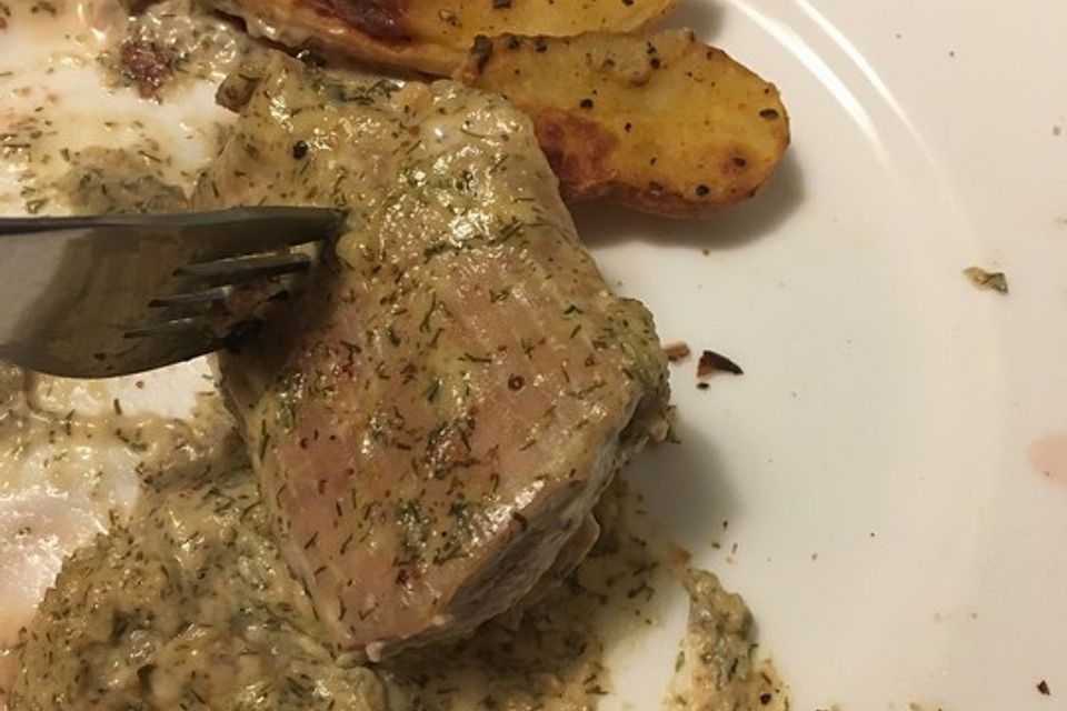 Schweinefilet mit Honig - Dill - Soße