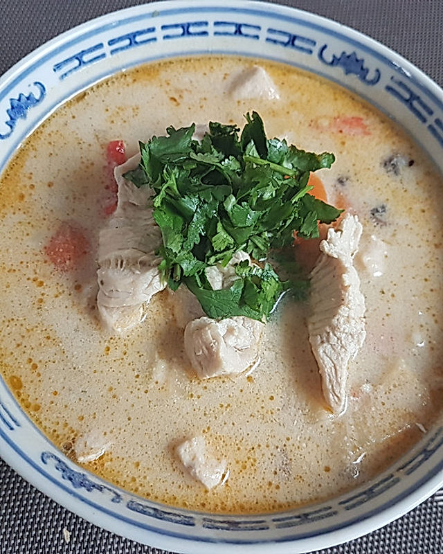 Tom Kha Gai - Thailändische Hühnersuppe