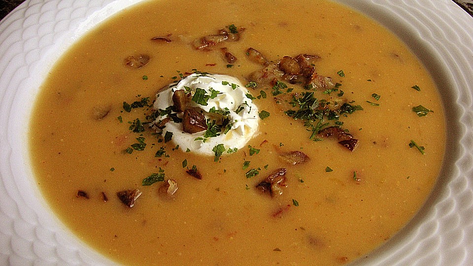 Annas Kürbiscremesuppe mit Maronen von arthurdent42| Chefkoch