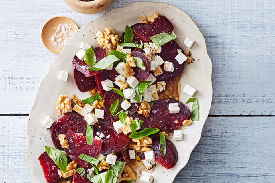 Rote Bete - Salat mit Schafskäse