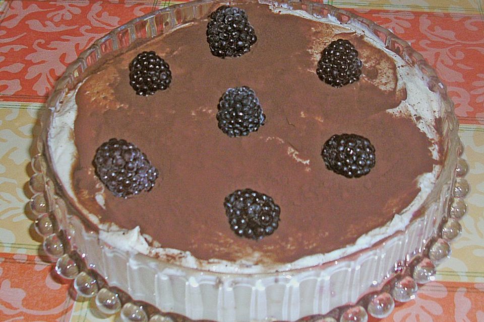 Brombeer-Tiramisu