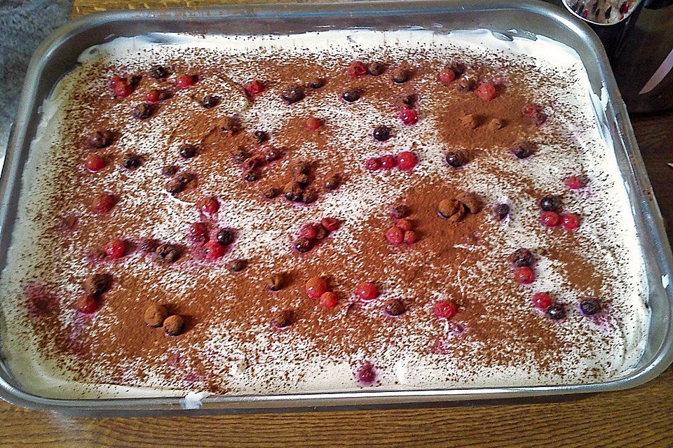 Brombeer-Tiramisu