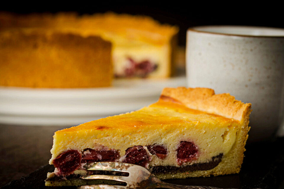 Mohn - Käsekuchen mit Kirschen