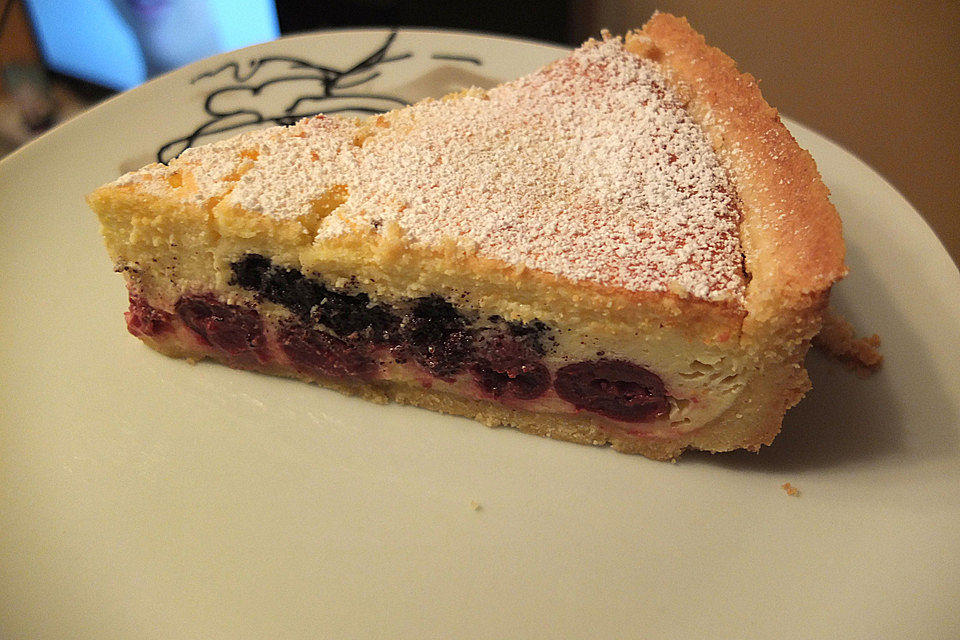 Mohn - Käsekuchen mit Kirschen