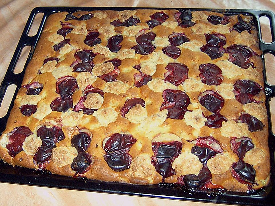Zwetschgenkuchen auf der Platte von big-mama007| Chefkoch