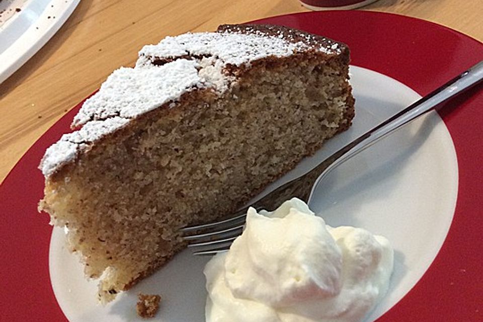 Französischer Joghurt - Nusskuchen