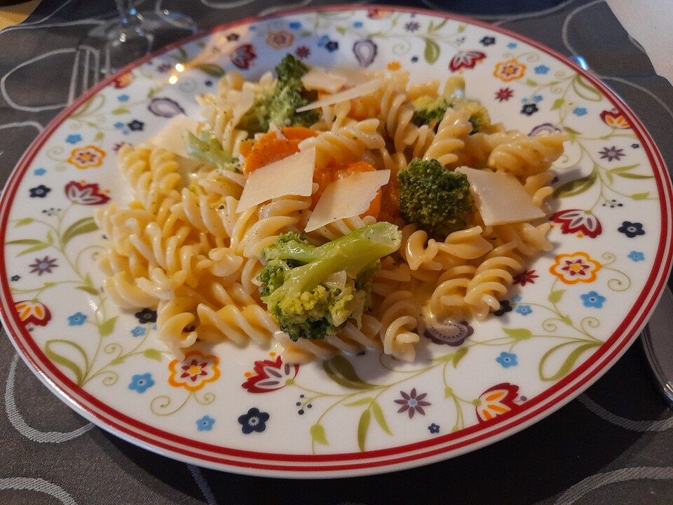 Gemüsenudeln mit Käse von fruehlingsregi| Chefkoch