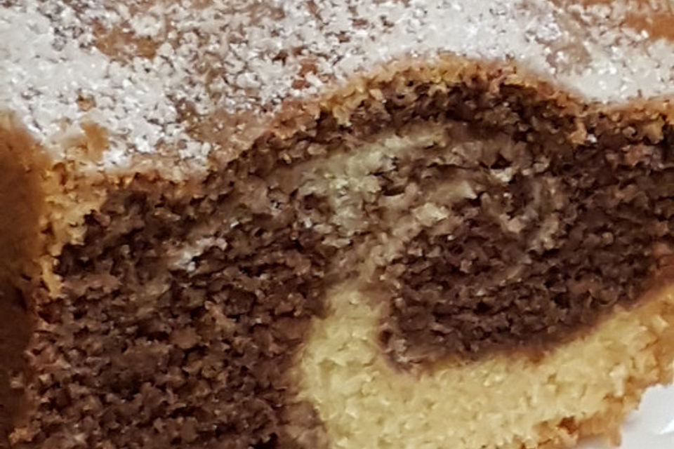 Saftiger Marmorkuchen