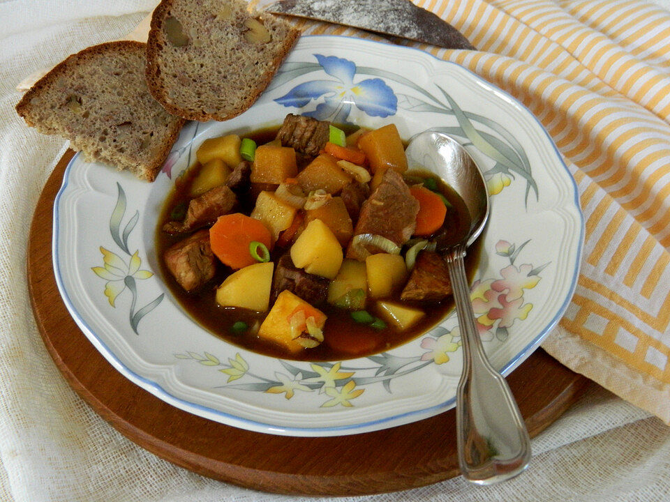 Gulasch mit Kürbis von hobbykoechin| Chefkoch