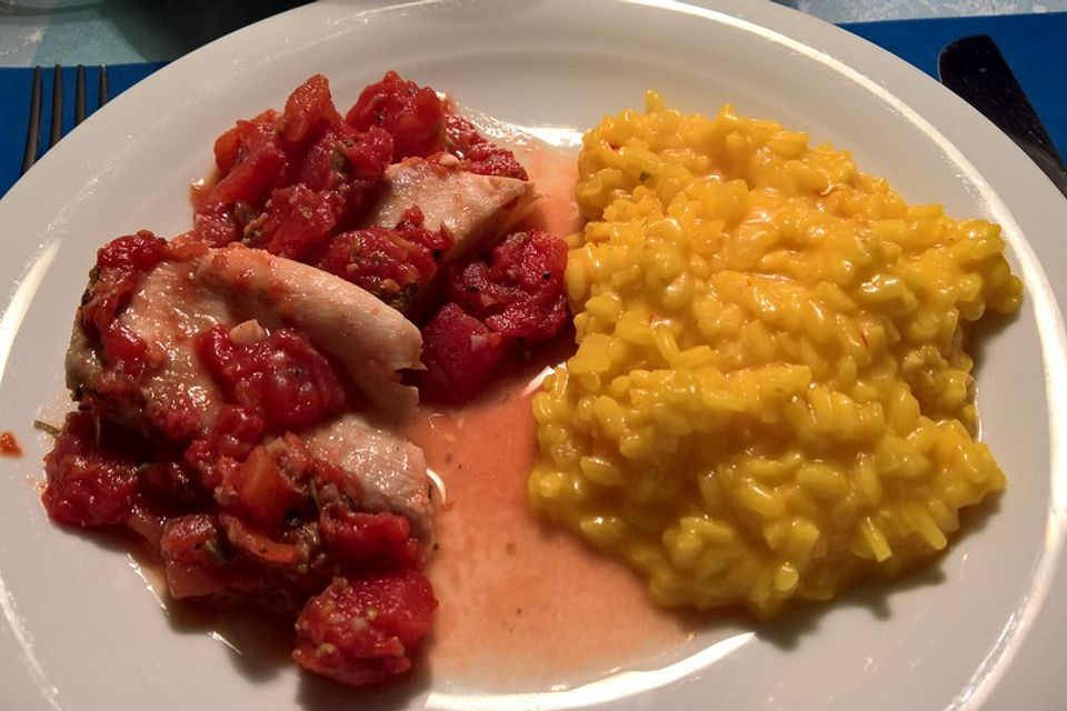 Gebratener Seeteufel mit Tomaten