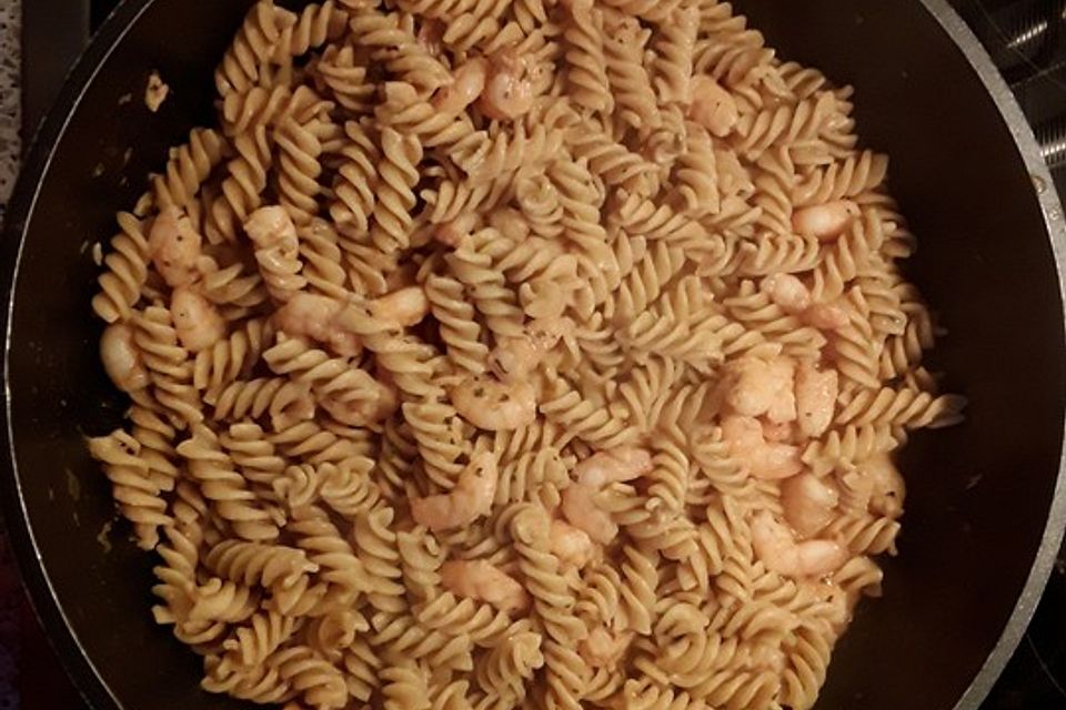 Pasta mit leichter Shrimps - Sahnesoße