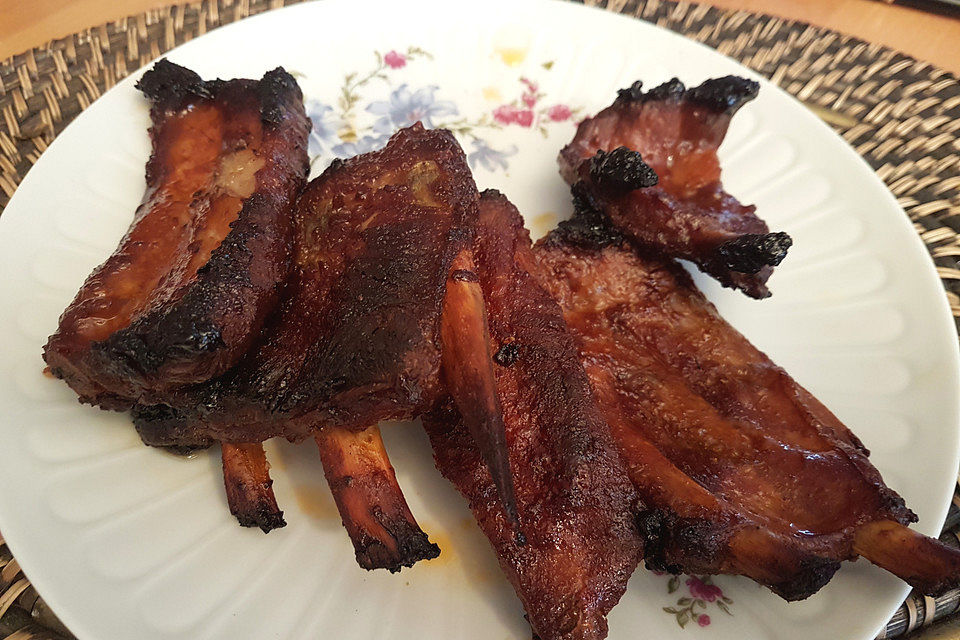 Spareribs in süß-saurer Soße