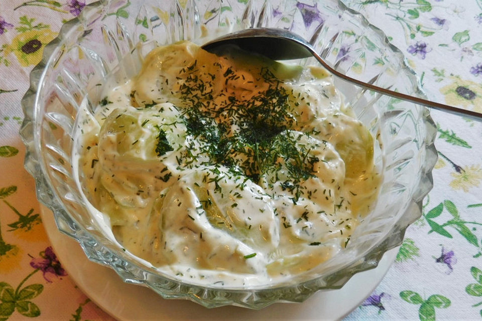 Gurkensalat mit Dill