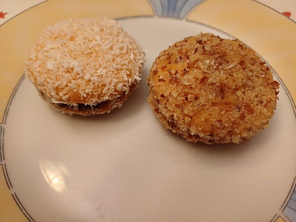 Gefüllte Eierplätzchen von ginalle| Chefkoch