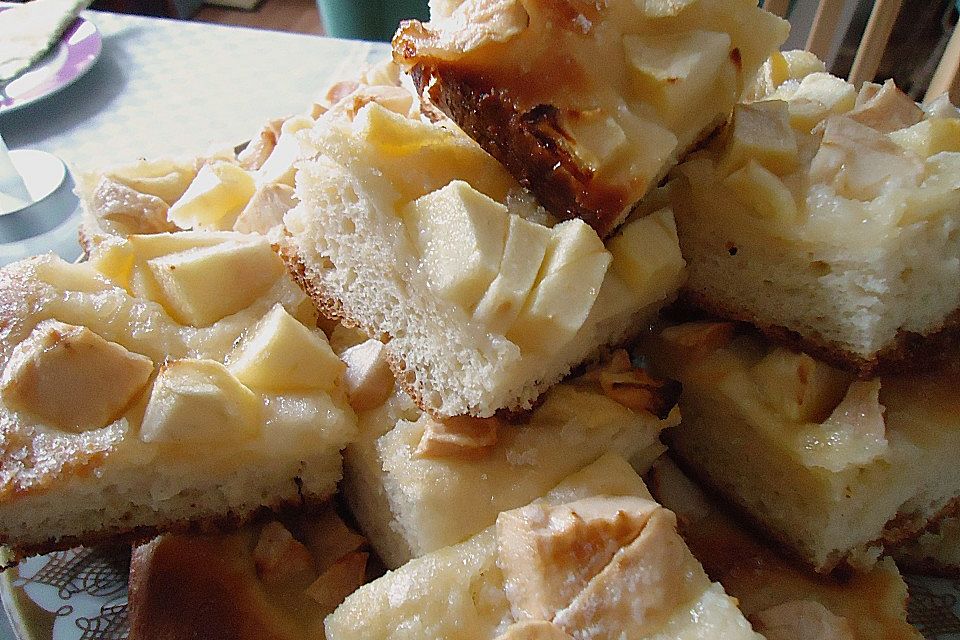 Butterkuchen mit und ohne Äpfel