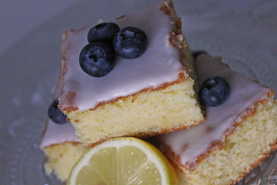 Einfacher Zitronenkuchen für Anfänger