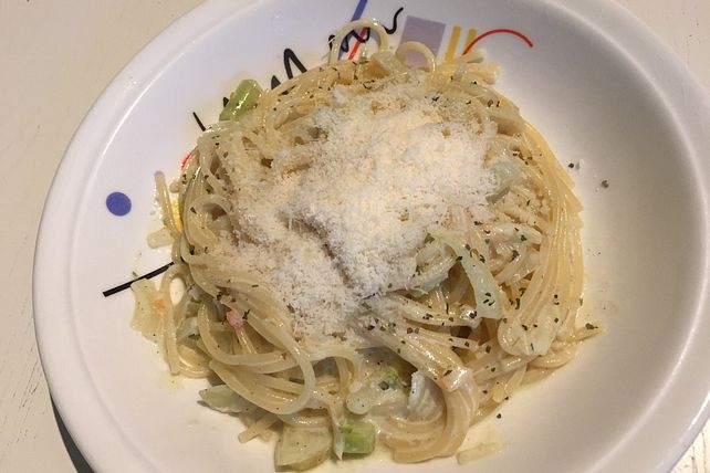 Nudeln in Fenchel - Käsesoße von celina77| Chefkoch