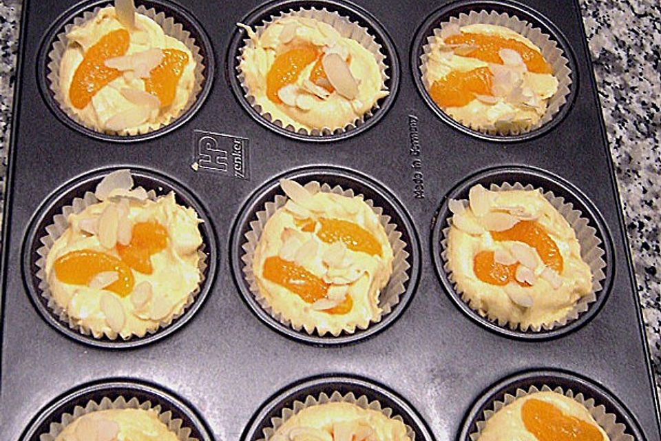 Muffins mit Mandarinen und Orangenlikör