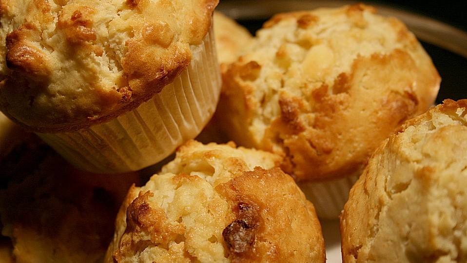 Weiße Schokoladen - Macadamia - Muffins von Cappuccino Weiße Schokoladen - Macadamia - Muffins von Cappuccino