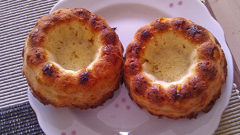 Weiße Schokoladen - Macadamia - Muffins von Cappuccino Weiße Schokoladen - Macadamia - Muffins von Cappuccino