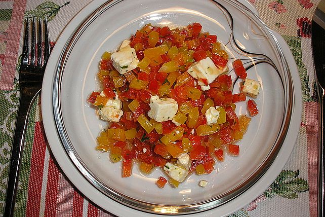 Bunter Paprikasalat mit Feta von dacapo| Chefkoch